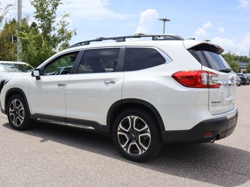 Used 2023 Subaru Ascent Touring AWD/4WD image 5