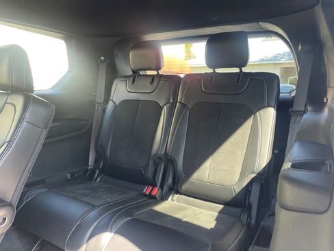 Used 2022 Jeep Grand Cherokee L Laredo RWD image 14