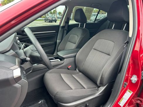 Certified 2023 Nissan Altima 2.5 SV FWD image 21