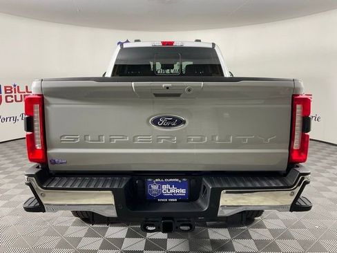 New 2026 Ford F250 Lariat w/ Lariat Ultimate Package image 4