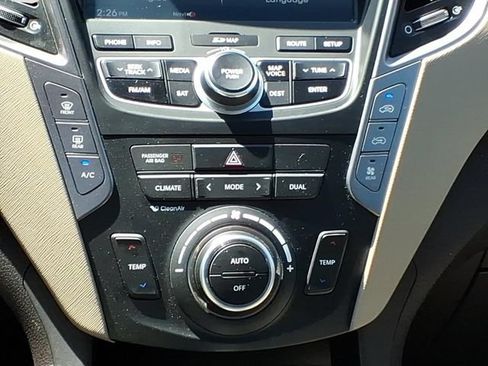 Used 2013 Hyundai Santa Fe Limited w/ Technology Pkg AWD/4WD image 14