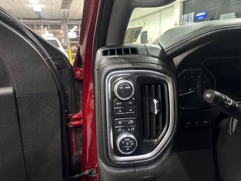 Used 2021 GMC Sierra 1500 Denali w/ Technology Package AWD/4WD image 18