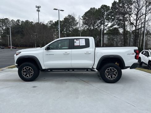Used 2024 Chevrolet Colorado ZR2 image 7
