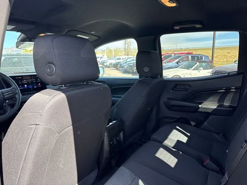 Used 2025 Chevrolet Colorado Trail Boss image 27