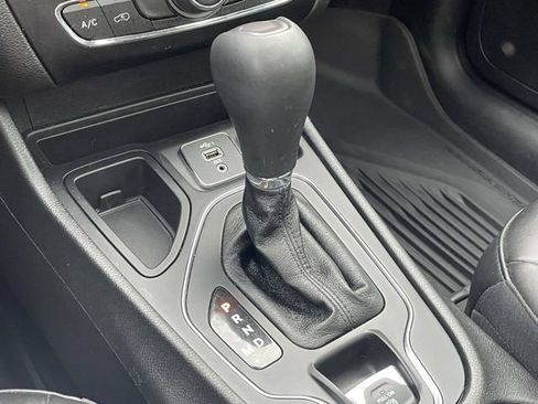 Used 2021 Jeep Cherokee Latitude Plus w/ Sun & Sound Group FWD image 30