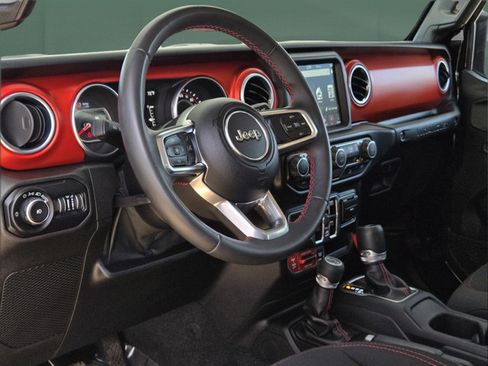 Used 2019 Jeep Wrangler Unlimited Rubicon AWD/4WD image 18