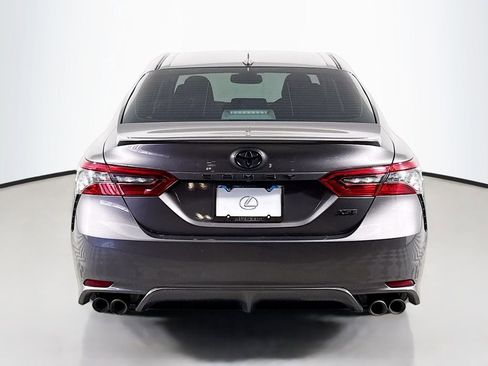 Used 2021 Toyota Camry XSE image 6