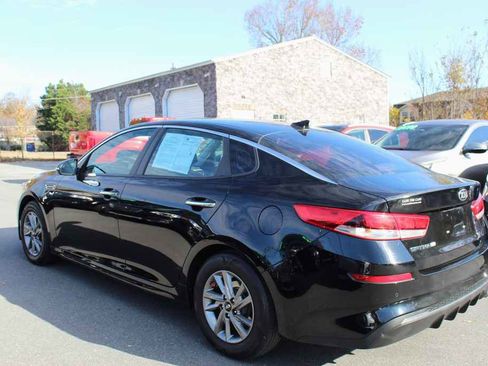 Used 2019 Kia Optima LX image 9