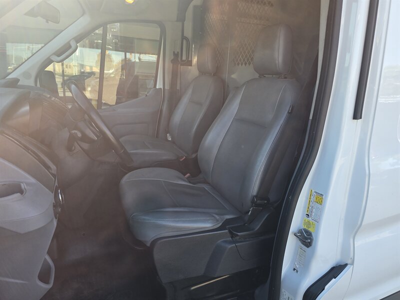 Used 2019 Ford Transit 250 148 Medium Roof RWD image 9