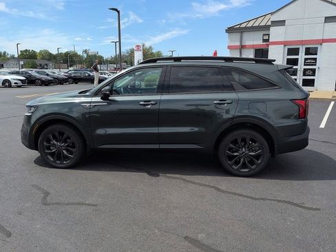 Used 2023 Kia Sorento X-Line EX image 4