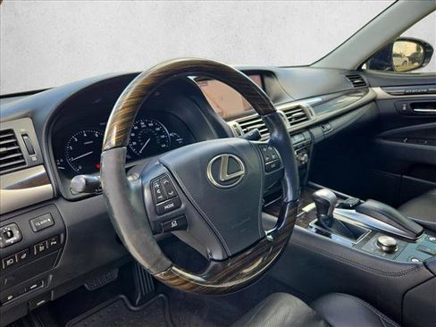 Used 2015 Lexus LS 460 L AWD/4WD image 7