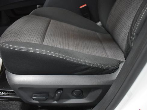 Used 2021 Nissan Rogue SV AWD/4WD image 17
