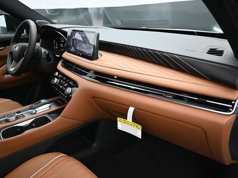 New 2026 INFINITI QX60 Autograph w/ Dark Cargo Package image 26