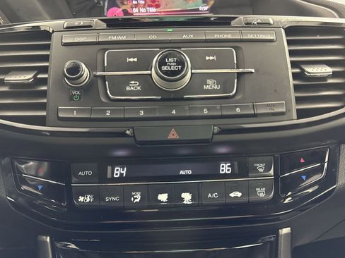 Used 2016 Honda Accord Sport image 20