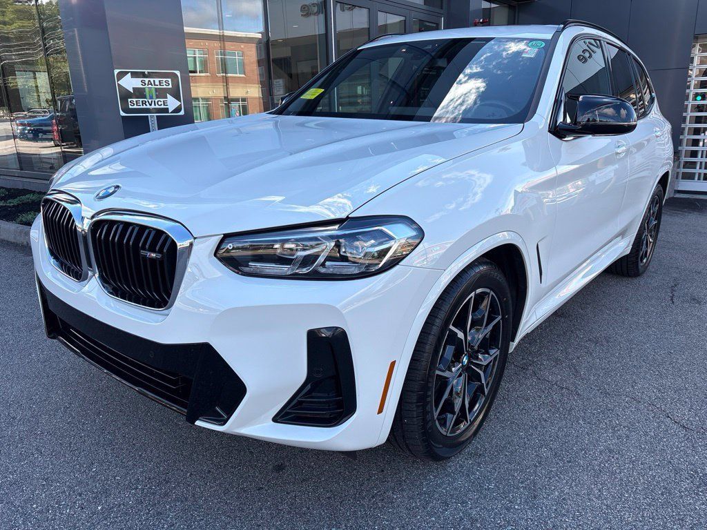 Used 2023 BMW X3 M40i AWD/4WD image 2