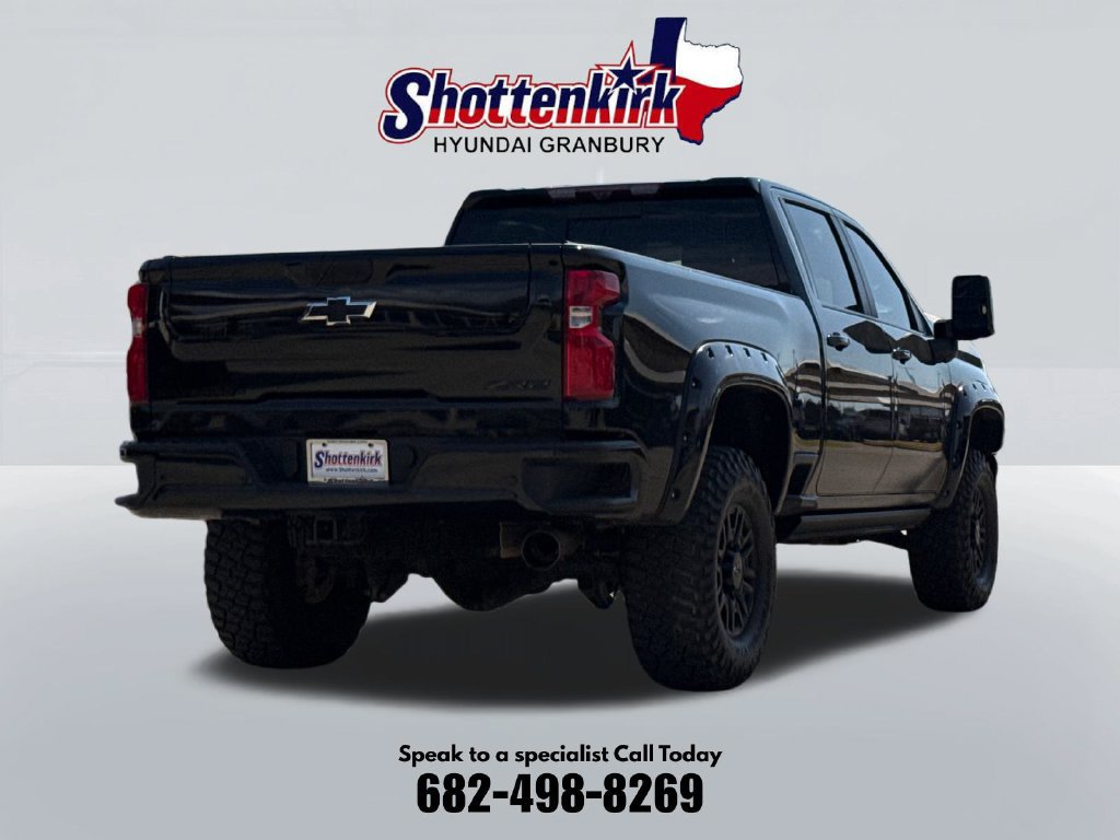 Used 2024 Chevrolet Silverado 2500 ZR2 w/ Technology Package AWD/4WD image 7