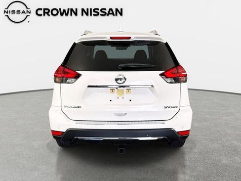 Certified 2019 Nissan Rogue SV w/ Premium Package image 7
