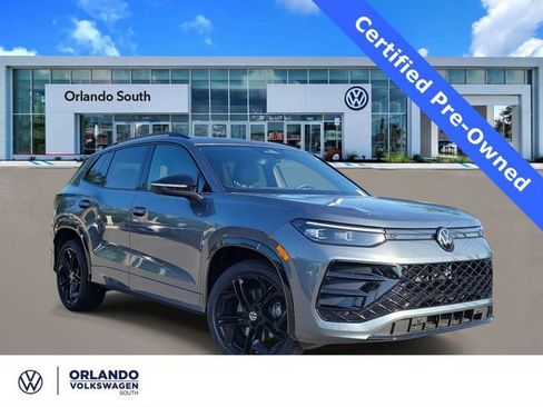 Used 2025 Volkswagen Tiguan SE R-Line AWD/4WD image 1