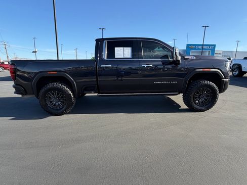 Used 2024 GMC Sierra 2500 Denali w/ Denali Reserve Package AWD/4WD image 2
