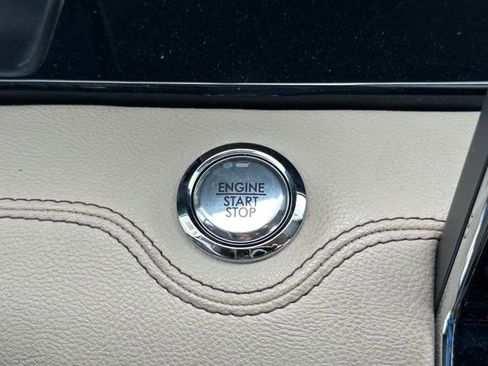 Used 2023 Lincoln Navigator Reserve AWD/4WD image 35