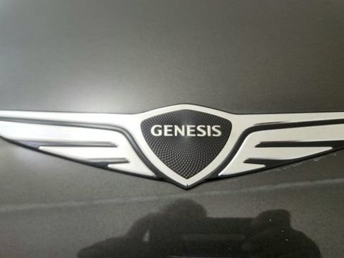 Used 2023 Genesis G90 3.5T AWD/4WD image 30