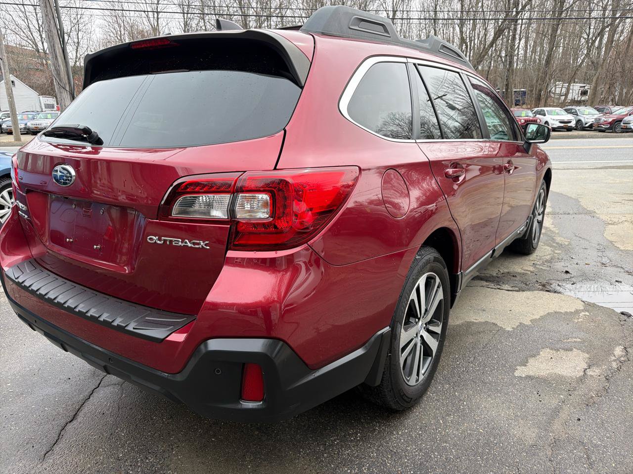 Used 2018 Subaru Outback 2.5i Limited AWD/4WD image 5