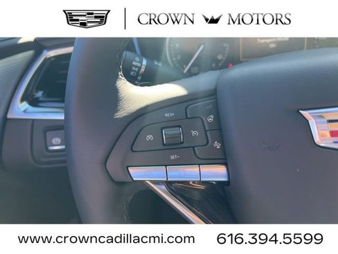 Used 2025 Cadillac XT6 Premium Luxury w/ LPO, Floor Liner Package image 24