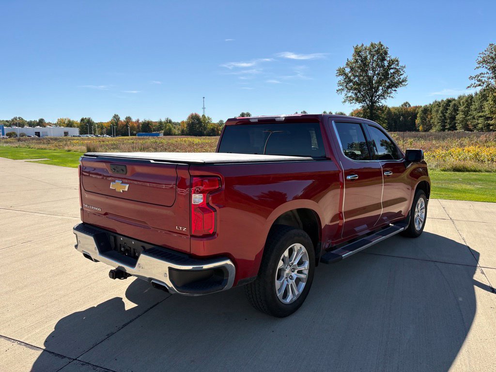 Used 2023 Chevrolet Silverado 1500 LTZ AWD/4WD image 6