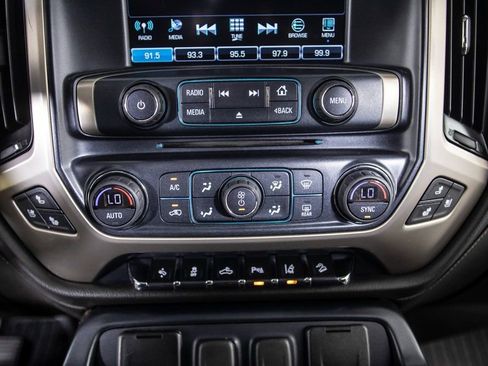 Used 2017 GMC Sierra 3500 Denali image 28