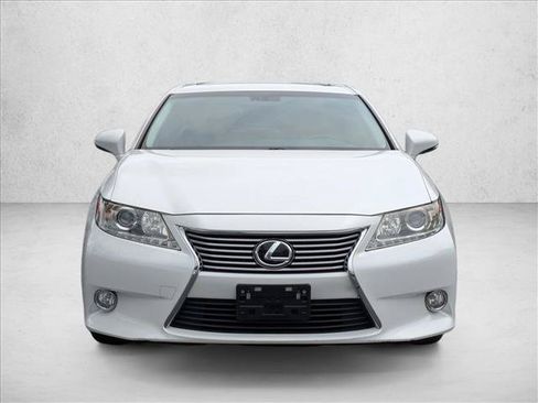 Used 2014 Lexus ES 350 w/ Premium Package FWD image 2