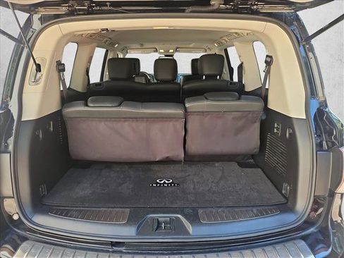 Used 2013 INFINITI QX56 4WD w/ Deluxe Touring Pkg image 6