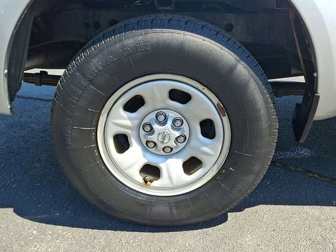 Used 2015 Nissan Frontier S RWD image 9