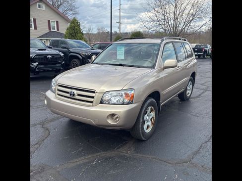 Used 2005 Toyota Highlander 4WD image 1