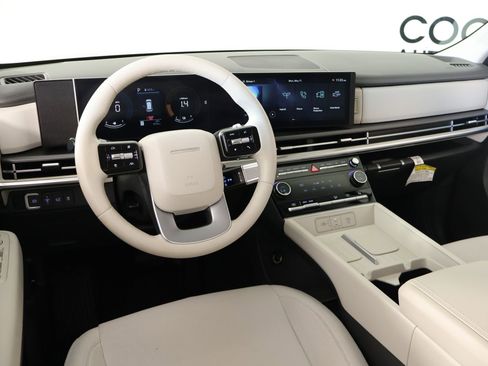 Certified 2026 Hyundai Santa Fe SE FWD image 2