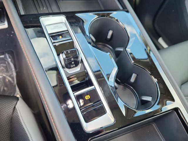 New 2026 Volkswagen Atlas Peak Edition AWD/4WD image 14