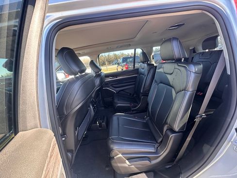 Used 2023 Jeep Grand Cherokee L Limited image 26