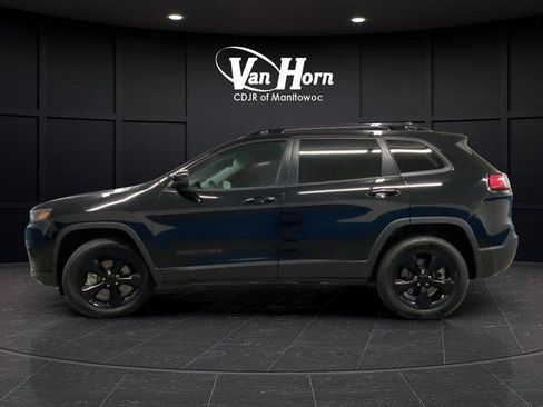 Used 2020 Jeep Cherokee Latitude Plus AWD/4WD image 4