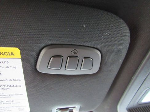 Used 2025 Ford Explorer ST-Line AWD/4WD image 29