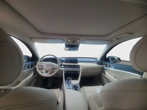 Used 2026 Genesis G70 2.5T Prestige image 8