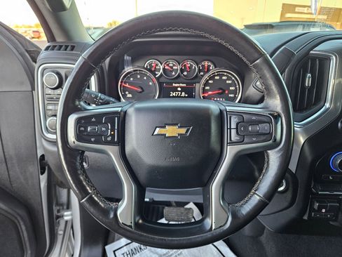 Used 2022 Chevrolet Silverado 2500 LT w/ Convenience Package image 13
