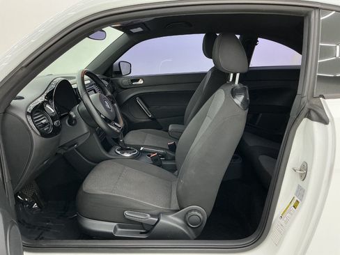 Used 2019 Volkswagen Beetle 2.0T S FWD image 14