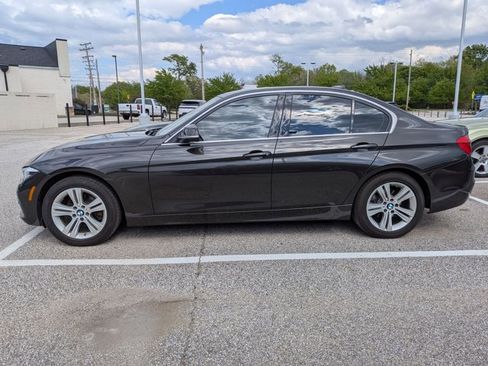 Used 2017 BMW 330i xDrive Sedan AWD/4WD image 7