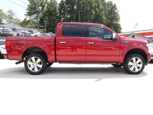 Used 2019 Ford F150 Platinum w/ Equipment Group 701A Luxury AWD/4WD image 8