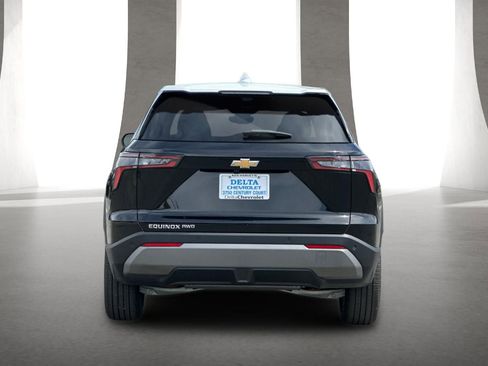 New 2026 Chevrolet Equinox LT AWD/4WD image 5