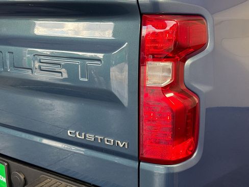 Used 2024 Chevrolet Silverado 1500 Custom image 32