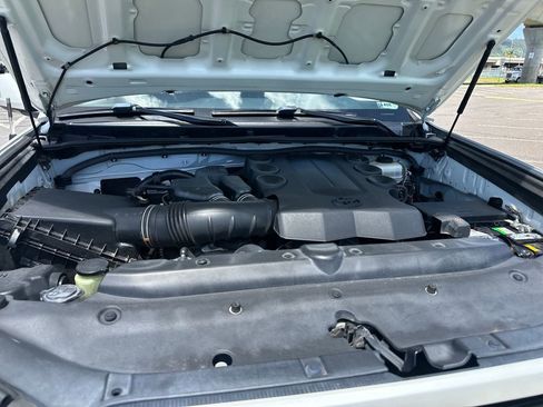 Used 2013 Toyota 4Runner SR5 image 20