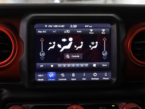 Used 2021 Jeep Wrangler Unlimited Rubicon AWD/4WD image 19