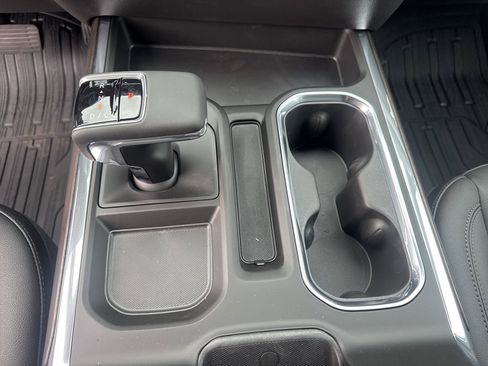 New 2026 GMC Sierra 1500 SLT w/ SLT Premium Plus Package image 17