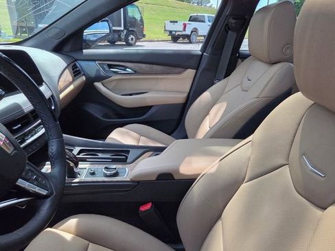Used 2025 Cadillac CT5 Premium Luxury RWD image 9