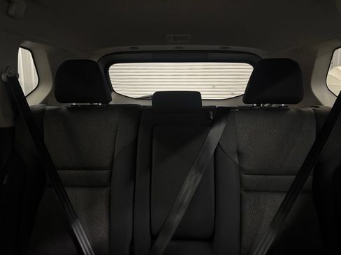 Used 2024 Nissan Rogue SV FWD image 10